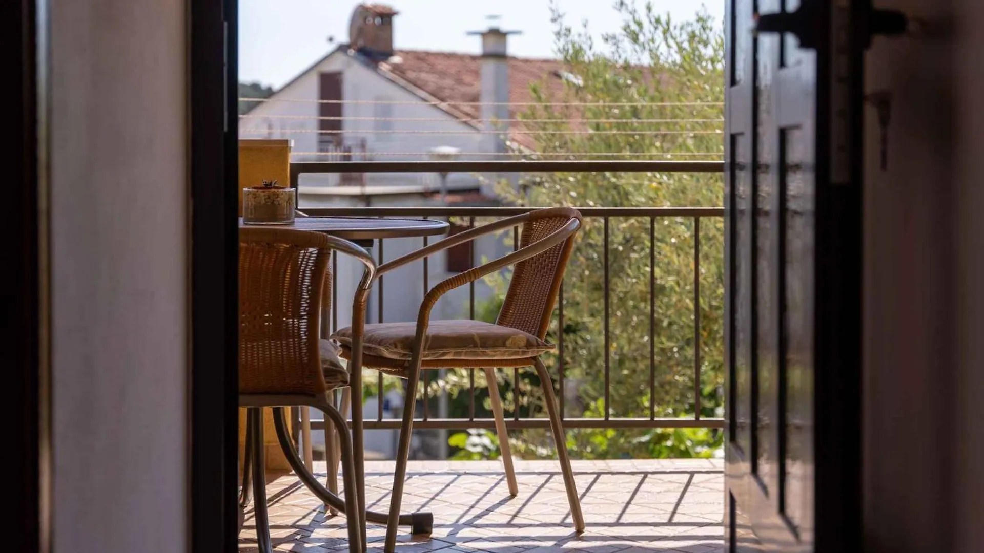 Three-Bedroom Apartment In Vrsar I