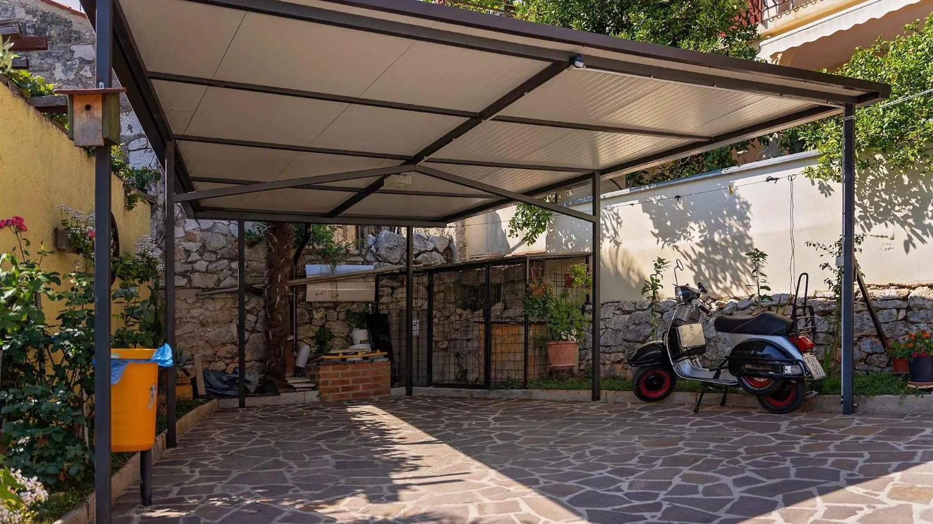 Three-Bedroom Apartment In Vrsar I